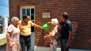 Descubrimiento de placa conmemorativa