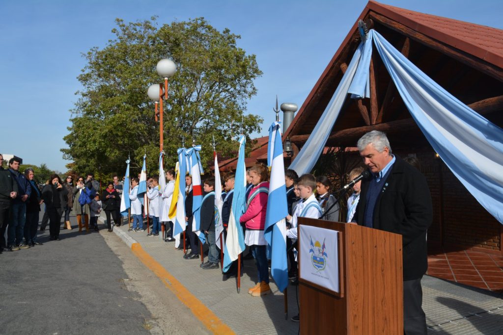 Alumnos de 4to grado hicieron la promesa de Lealtad a la Bandera ...
