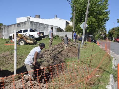 Extienden la red de gas en más de 1.800 metros en diferentes calles