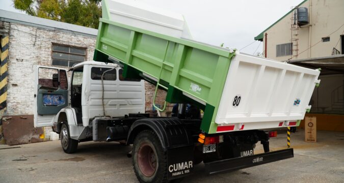 Llegó al Municipio el camión volcador reparado