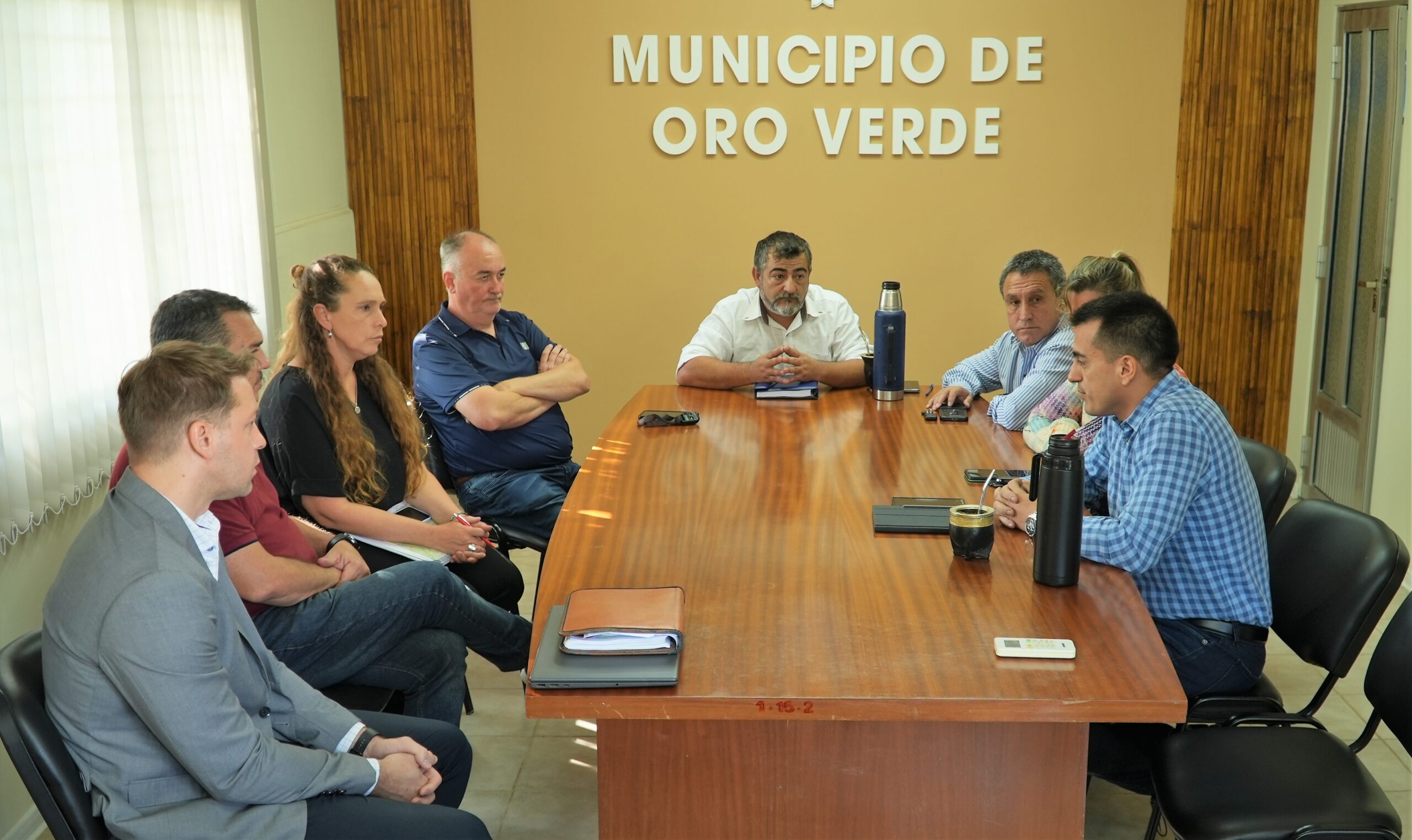 Rechazo al proyecto del Parque Ambiental: Oro Verde convocó a los intendentes del área Metropolitana para comunicarles su postura
