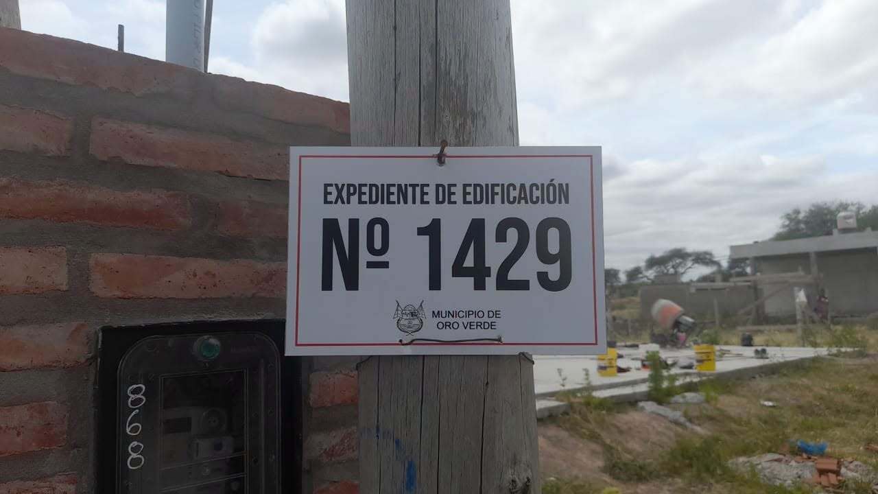 Las nuevas obras registradas en el Municipio cuentan con un cartel identificador