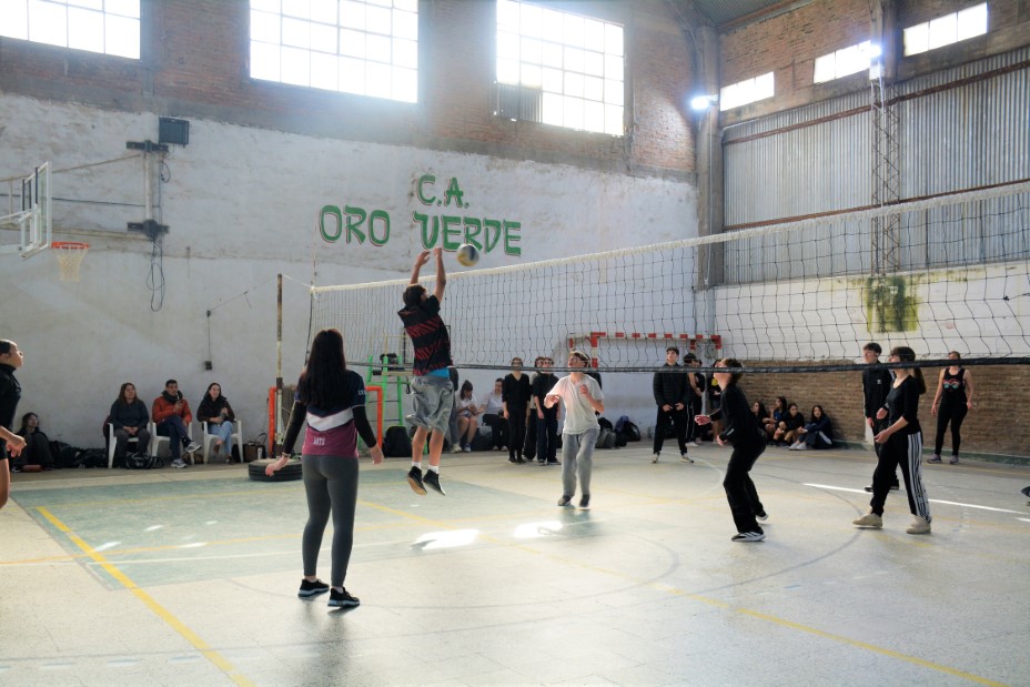 Juegos oroverdenses: intercolegial de vóley