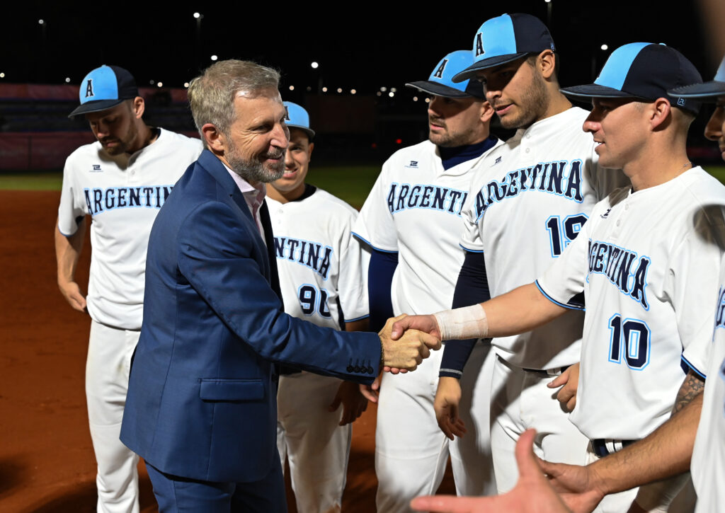 Frigerio acompañó a la Selección Argentina de sóftbol en los Juegos Suramericanos