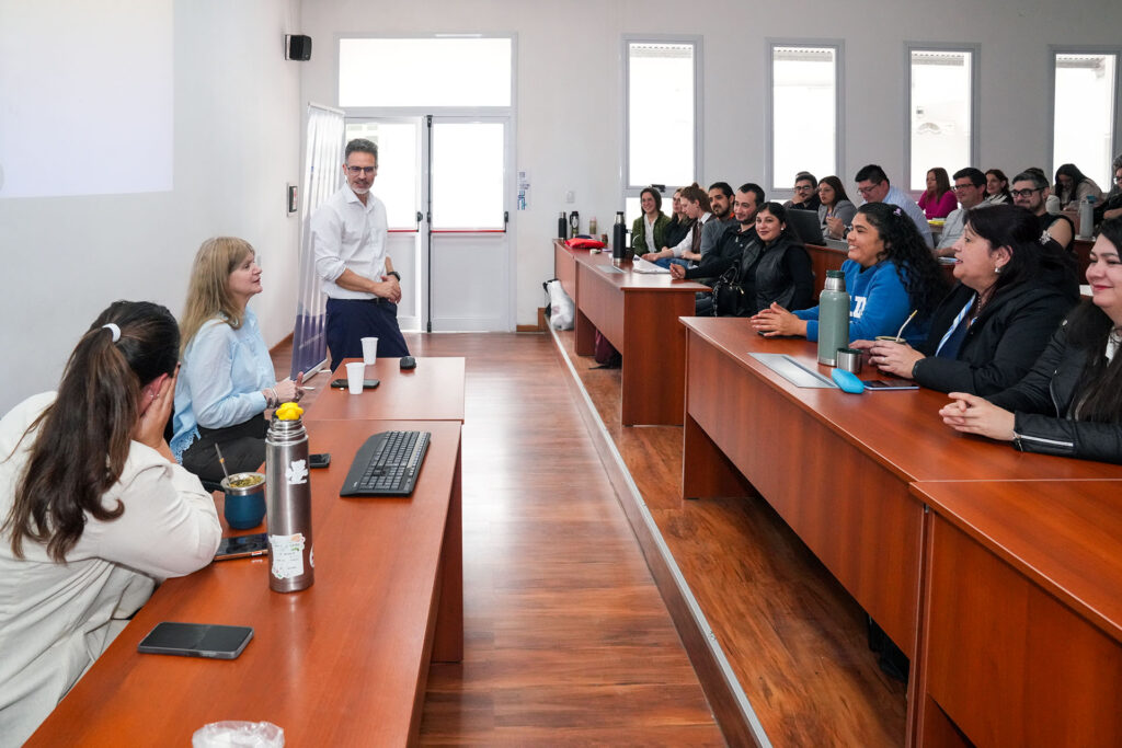 Salud brindó un curso sobre vigilancia epidemiológica a referentes de toda la provincia