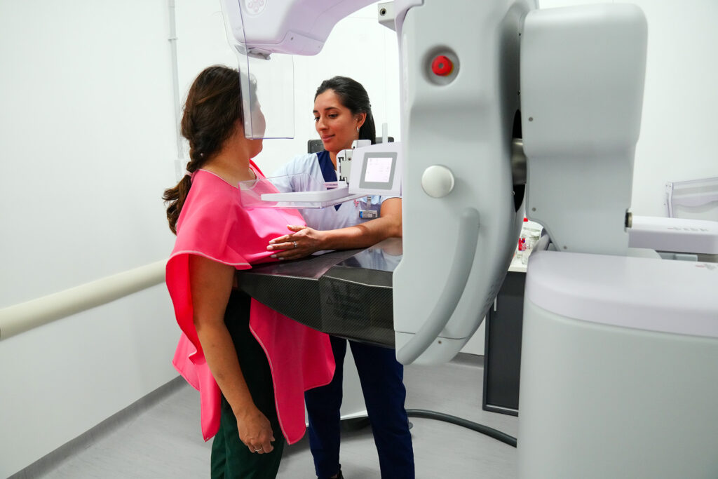 Salud refuerza la importancia de la detección temprana del cáncer de mama