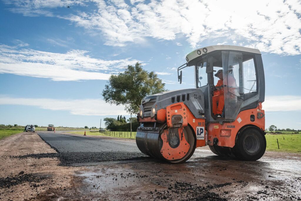La provincia avanza con las tareas de bacheo en distintas rutas provinciales