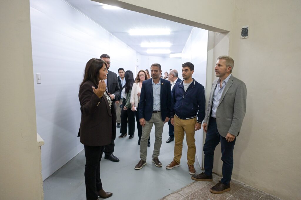 Frigerio fortaleció la atención sanitaria en Santa Elena con obras en el hospital y una nueva ambulancia