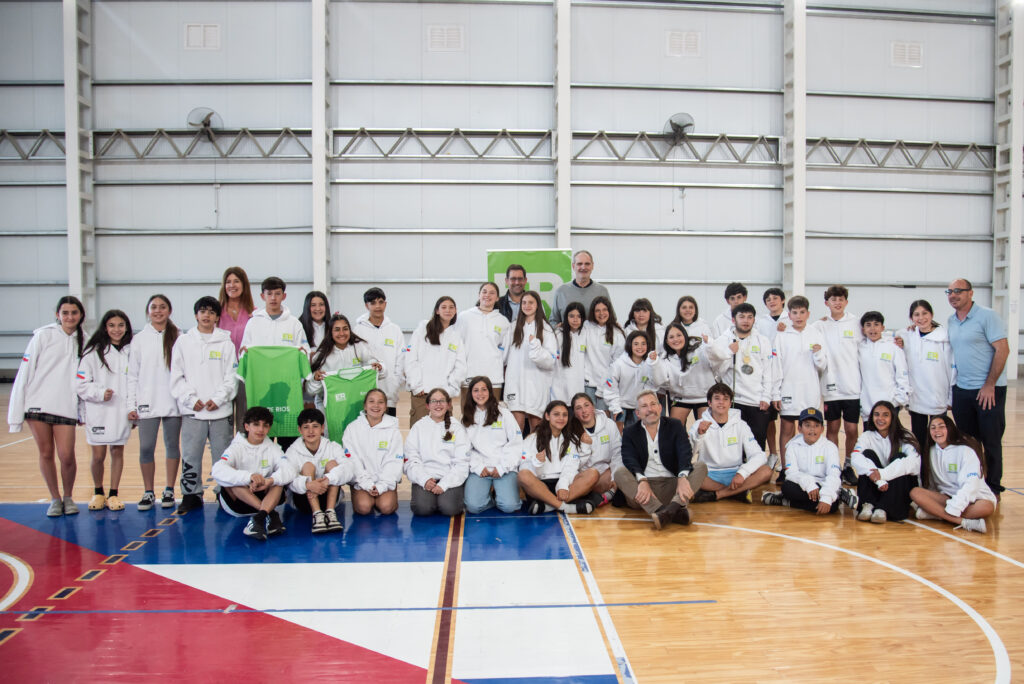 El gobernador compartió un encuentro con los deportistas entrerrianos que competirán en los Juegos Evita
