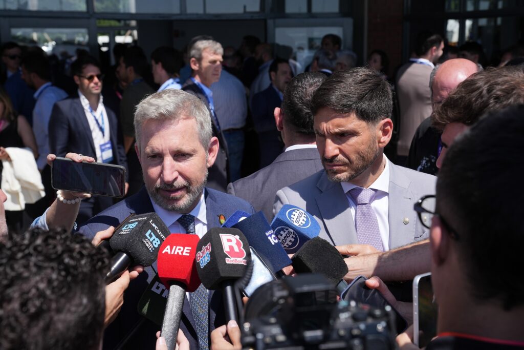 Frigerio, en el encuentro nacional del RIGI: «El derrame no es automático, hay que construirlo»